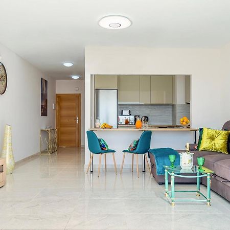 Esmeralda. Lovely And New Apartment Right By The Ocean! Callao Salvaje Exterior foto